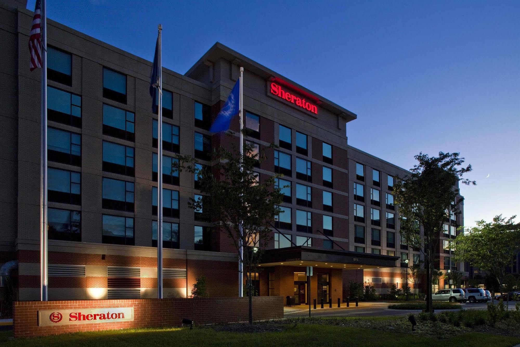 คอร์ตยาร์ด ดัลเลส แอร์พอร์ต เฮิร์นดอน Hotel ภายนอก รูปภาพ